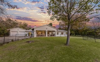 5 Bedroom House in River Club
