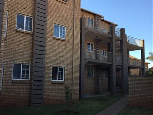 2 Bed Flat in Die Hoewes