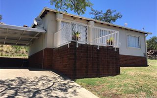 3 Bedroom House in Observation Hill