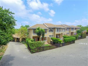2 Bed Apartment in Paulshof