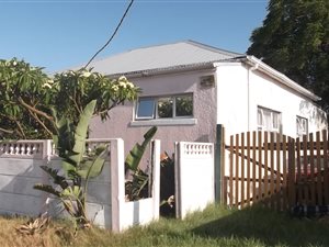 3 Bed House in Kensington
