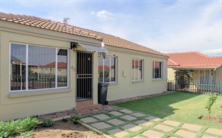 3 Bedroom House in Elandspark