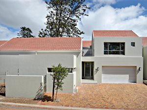 5 Bed House in Ruitershoogte