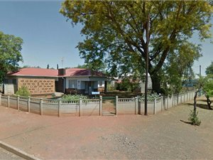 4 Bed House in Labram