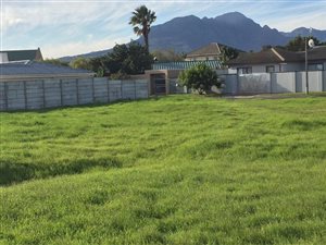 2413 m² Land available in Die Bos