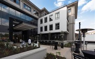 5444 m² Office Space in Fourways