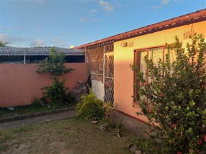 5 Bedroom House in Shastri Park