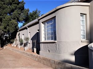 4 Bed House in Uniondale