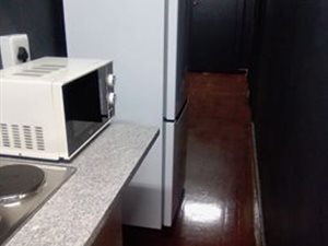 644 m² Commercial space in Glenwood