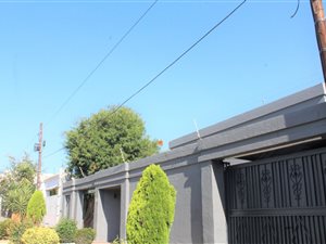3 Bedroom House in Norwood