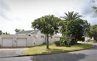 3 Bedroom House in Edgemead