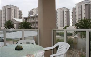 2 Bedroom Flat in Diaz Beach