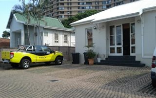 180 m² Commercial space in Windermere