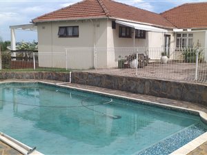 3 Bed House in Montclair