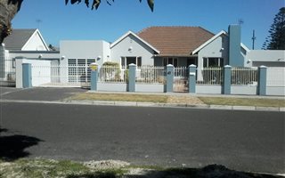 4 Bedroom House in Thornton