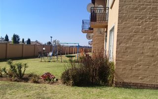 2 Bedroom Apartment in Vaalpark