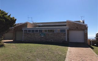 3 Bedroom Simplex in Wavecrest