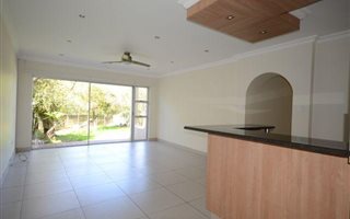 3 Bedroom Townhouse in Beacon Bay