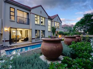 4 Bed House in Summerset