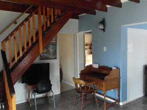 3 Bed House in C Place
