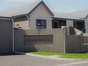 2 Bed Duplex in Protea Heights