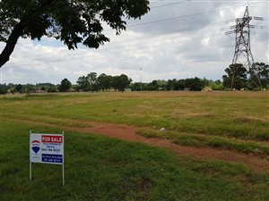 860 m² Land available in Brakpan North