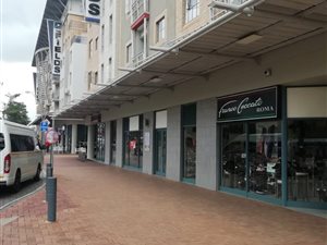 56 m² Retail Space in Hatfield