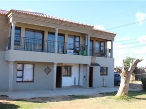 10 Bed House in Kempton Park West