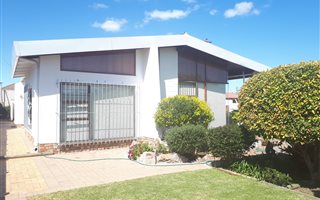 3 Bedroom House in Churchill Estate
