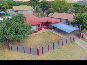 3 Bedroom House in Protea Park