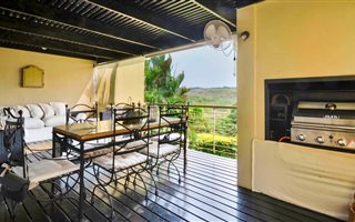 4 Bedroom Duplex in Salt Rock