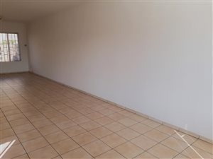 2 Bed Apartment in Florida Hills