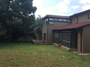 3 Bed House in Halfway Gardens