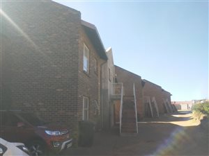 2 Bed Townhouse in Naturena