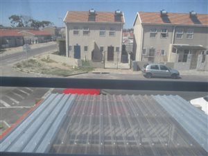 2 Bed House in Pelikan Park