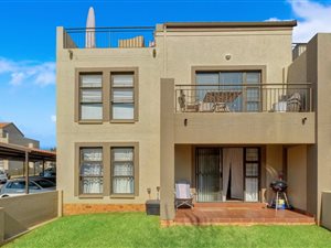 2 Bed Townhouse in Paulshof