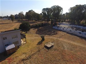 175 m² Commercial space in Putfontein