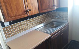 2 Bedroom Apartment in Weavind Park