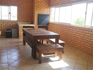 2 Bed Townhouse in Paramount Estate