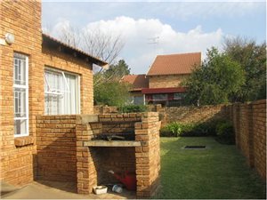 2 Bed Simplex in Weltevreden Park