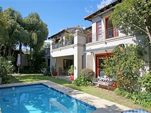 4 Bed House in Woodmead