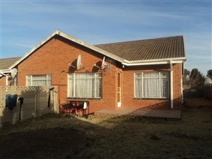 2 Bed House in Kroonstad