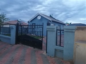 3 Bed House in Elandspoort