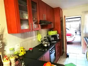 2 Bed Apartment in Daspoort