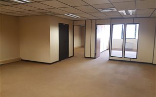 192 m² Commercial space in Hatfield