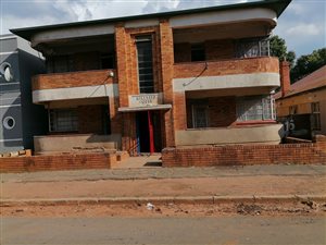 10 Bed Flat in Bertrams