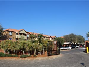 2 Bed Apartment in Onverwacht