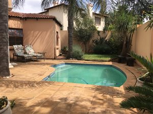 3 Bed House in Highveld