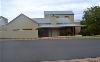 3 Bedroom House in Hemel en Aarde