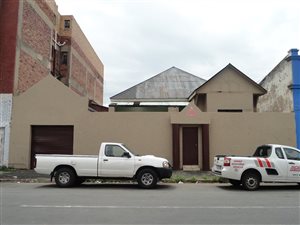 200 m² Commercial space in Fairview